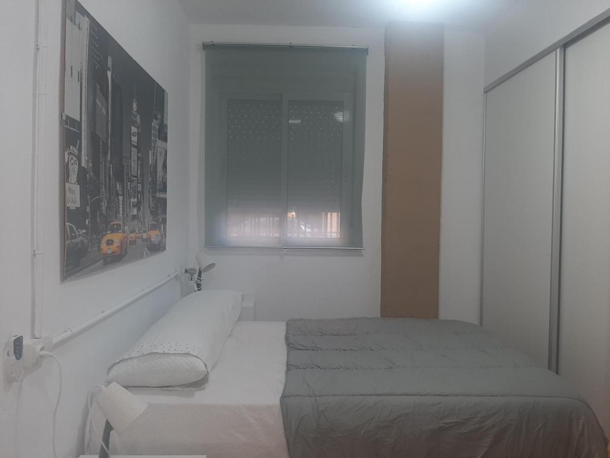 Apartamento Huelin, A 5 Minutos A Pie De La Playa マラガ エクステリア 写真