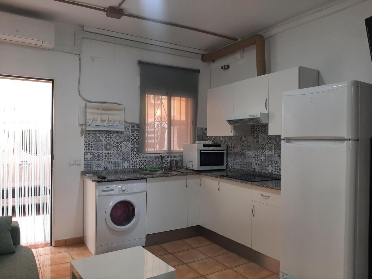 Apartamento Huelin, A 5 Minutos A Pie De La Playa マラガ エクステリア 写真