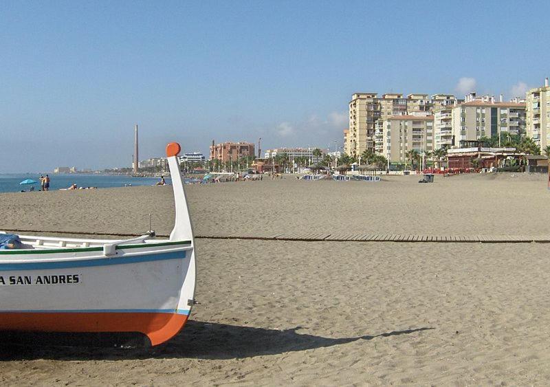 Apartamento Huelin, A 5 Minutos A Pie De La Playa マラガ エクステリア 写真
