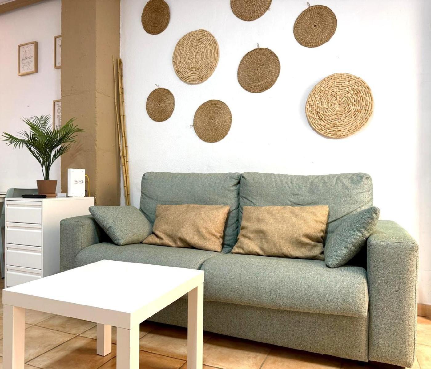 Apartamento Huelin, A 5 Minutos A Pie De La Playa マラガ エクステリア 写真